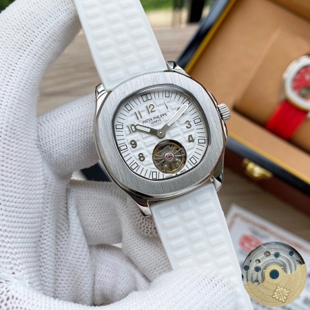 百达翡丽（Patek Philippe）AQUANAUT系列镂空飞轮女士机械腕表