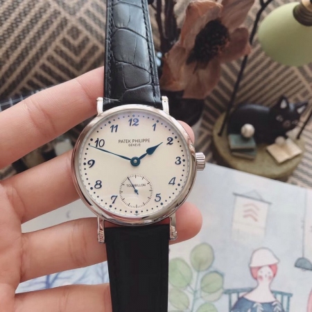 百达翡丽（Patek Philippe）经典系列商务男士机械腕表